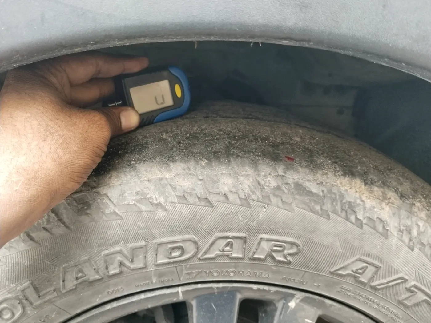 2019 Tata Hexa XT 4X2 7 STR, Diesel, Manual, 1,01,800 km, tyre