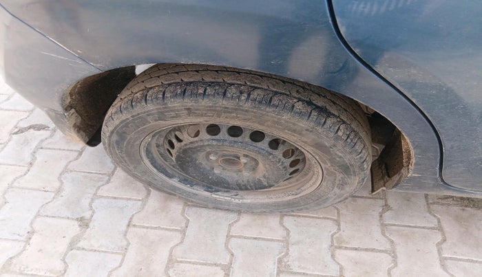 2016 Maruti Baleno DELTA CVT PETROL 1.2, Petrol, Automatic, 2,43,999 km, tyre