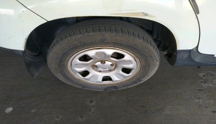 2013 Renault Duster RXL PETROL, Petrol, Manual, 72,442 km, tyre