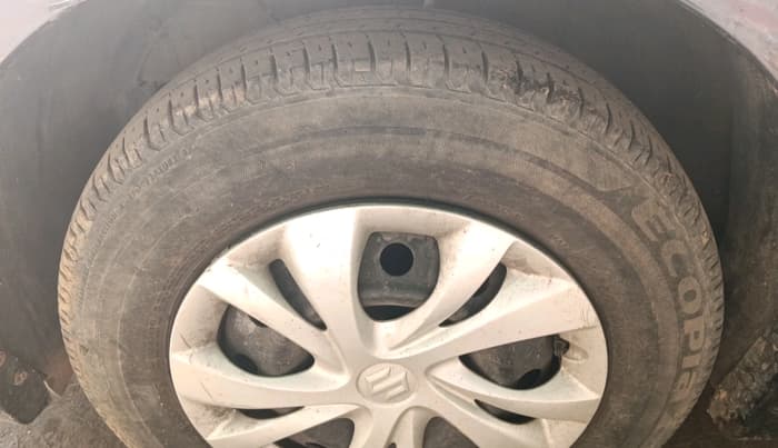 2021 Maruti Swift VXI, Petrol, Manual, 41,228 km, tyre