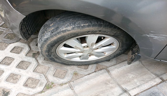 2013 Hyundai i20 SPORTZ 1.2, Petrol, Manual, 73,033 km, tyre