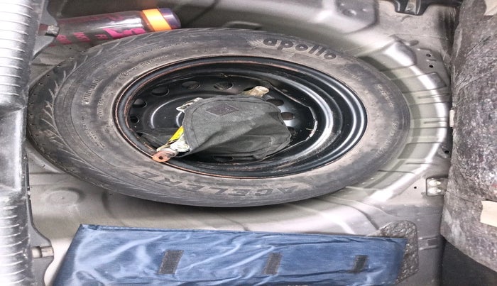 2013 Hyundai i20 SPORTZ 1.2, Petrol, Manual, 73,033 km, tyre