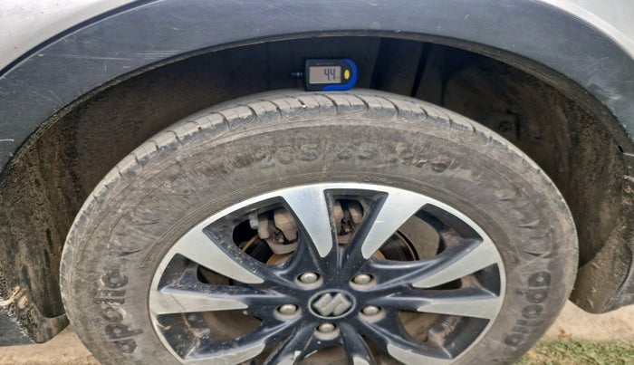 2018 Maruti S Cross ZETA 1.3, Diesel, Manual, 1,43,543 km, tyre