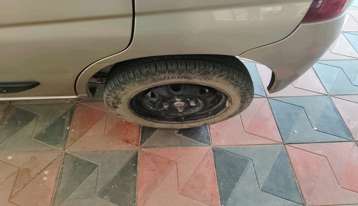 2011 Maruti Alto K10 VXI, Petrol, Manual, 17,572 km, tyre