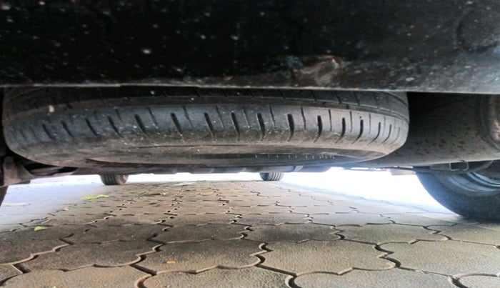 2022 KIA CARENS PRESTIGE 1.5 PETROL 7 STR, Petrol, Manual, 59,578 km, tyre