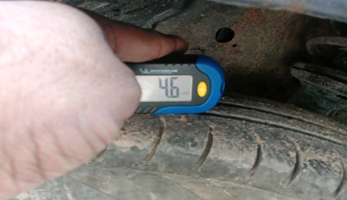 2012 Maruti Wagon R 1.0 LXI CNG, CNG, Manual, 91,373 km, tyre