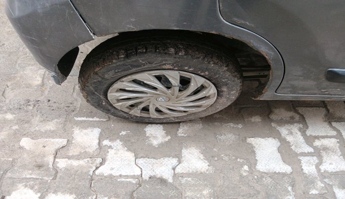 2012 Maruti Wagon R 1.0 LXI CNG, CNG, Manual, 91,373 km, tyre