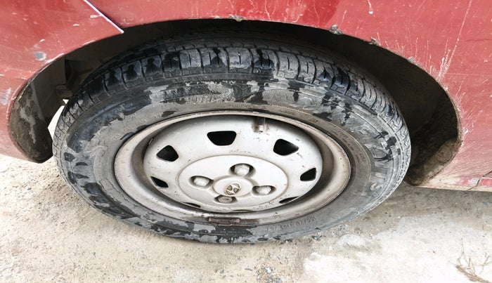 2012 Hyundai Santro Xing GL, CNG, Manual, 66,570 km, tyre