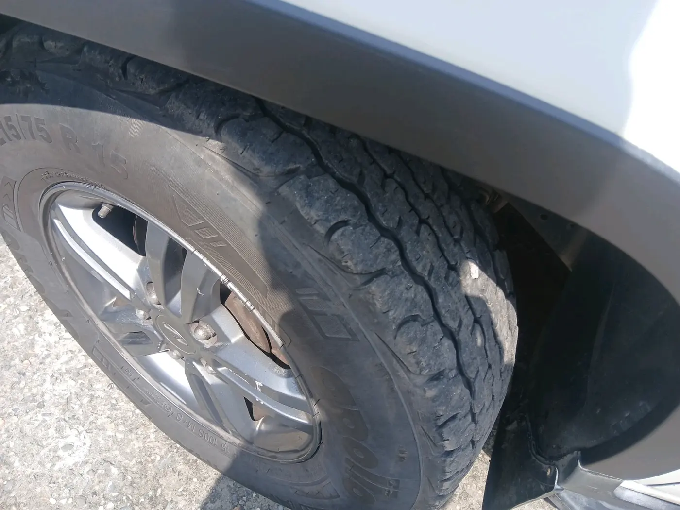 2020 Mahindra BOLERO NEO N 10, Diesel, Manual, 1,13,081 km, tyre