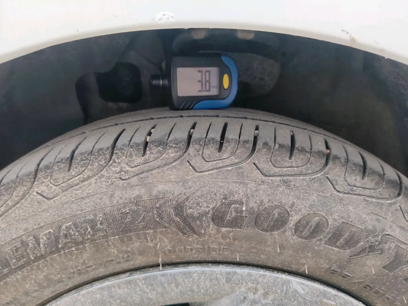 2022 Hyundai GRAND I10 NIOS MAGNA CORPORATE EDITION 1.2 KAPPA VTVT, CNG, Manual, 1,17,330 km, tyre