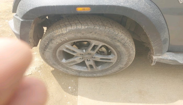 2021 Mahindra Thar LX HARD TOP 4WD MT, Diesel, Manual, 61,576 km, tyre