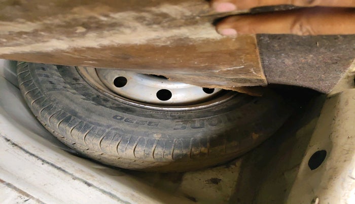 2011 Mahindra Verito D2 BS-III, Diesel, Manual, 1,37,427 km, tyre