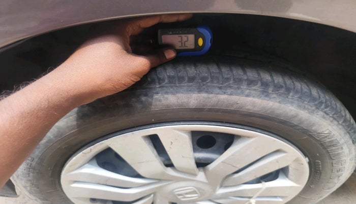 2016 Honda Jazz 1.2L I-VTEC SV, Petrol, Manual, 86,413 km, tyre