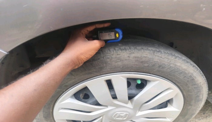 2016 Honda Jazz 1.2L I-VTEC SV, Petrol, Manual, 86,413 km, tyre