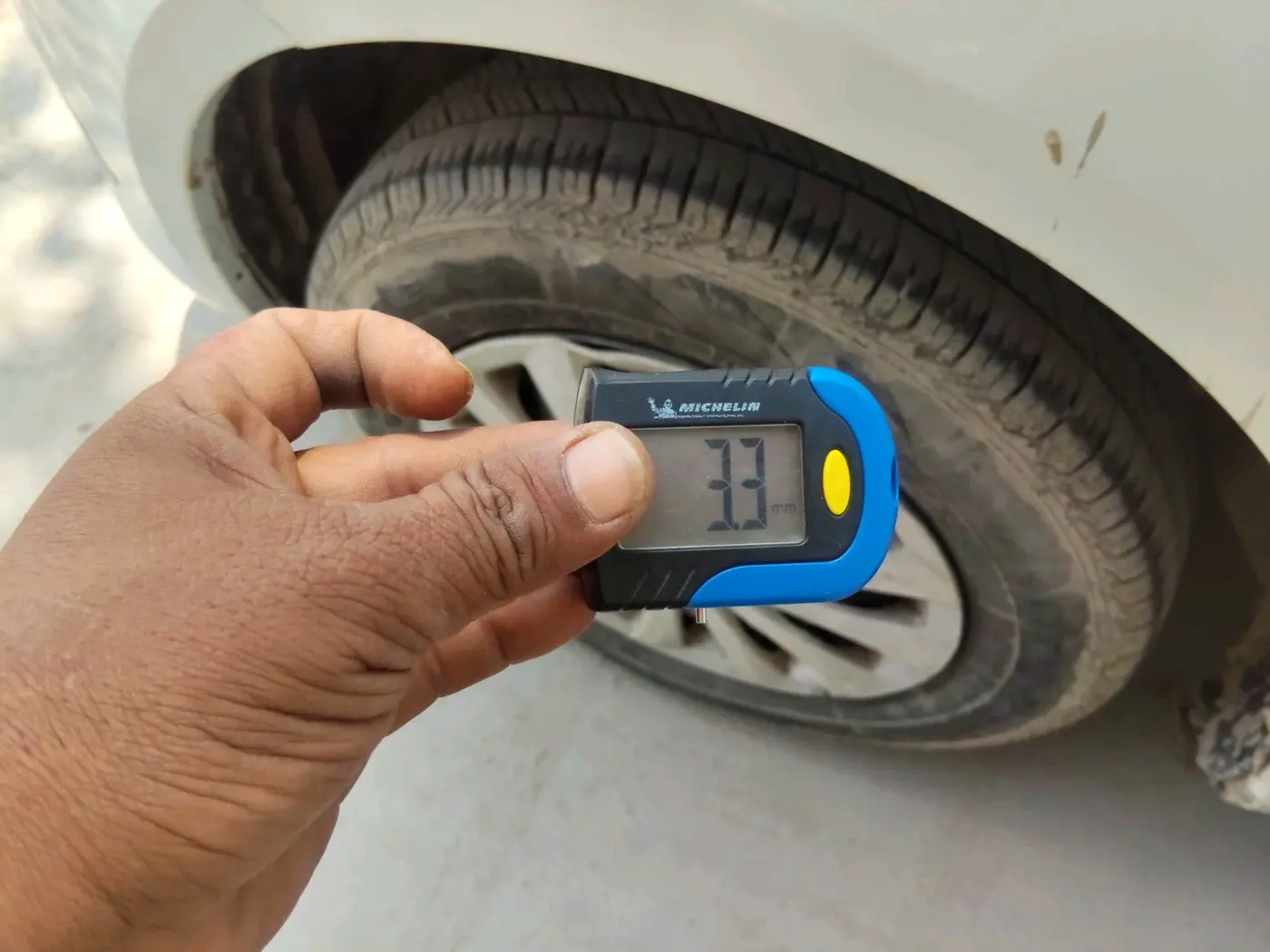 2018 Maruti Swift Dzire TOUR S PETROL, CNG, Manual, 73,839 km, tyre