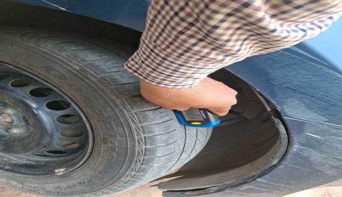 2016 Maruti Baleno DELTA PETROL 1.2, Petrol, Manual, 1,63,610 km, tyre