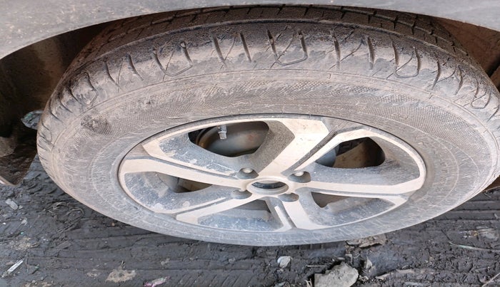 2023 Tata NEXON XZ PLUS PETROL SUNROOF, CNG, Manual, 60,510 km, tyre