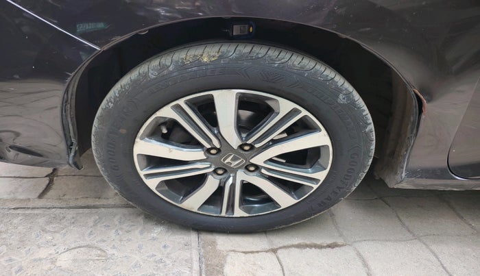 2020 Honda City 1.5L I-VTE V CVT, Petrol, Automatic, 1,08,300 km, tyre