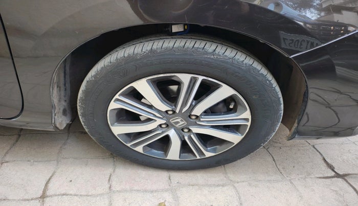 2020 Honda City 1.5L I-VTE V CVT, Petrol, Automatic, 1,08,300 km, tyre