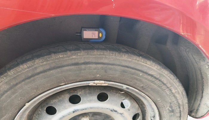 2007 Maruti Swift VXI 1.3, Petrol, Manual, 39,952 km, tyre