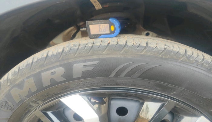 2025 Mahindra XUV 3XO MX2 1.5 Turbo Diesel, Diesel, Manual, 9,670 km, tyre