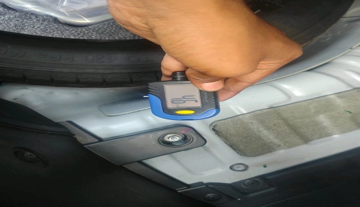 2025 Mahindra XUV 3XO MX2 1.5 Turbo Diesel, Diesel, Manual, 9,670 km, tyre