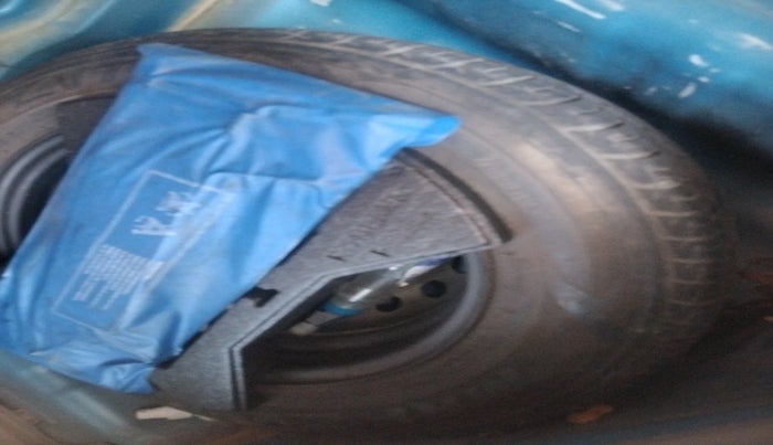 2016 Maruti Celerio VXI AMT, Petrol, Automatic, 69,451 km, tyre