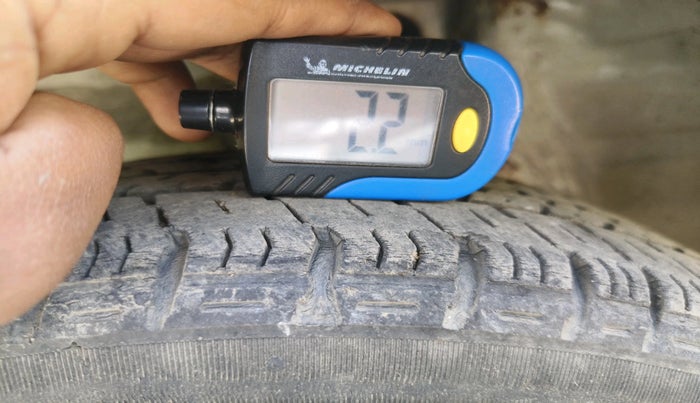 2011 Maruti Alto K10 VXI, Petrol, Manual, 64,747 km, tyre