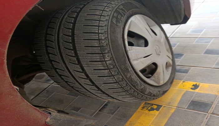 2016 Maruti Wagon R 1.0 VXI AMT, Petrol, Automatic, 71,239 km, tyre