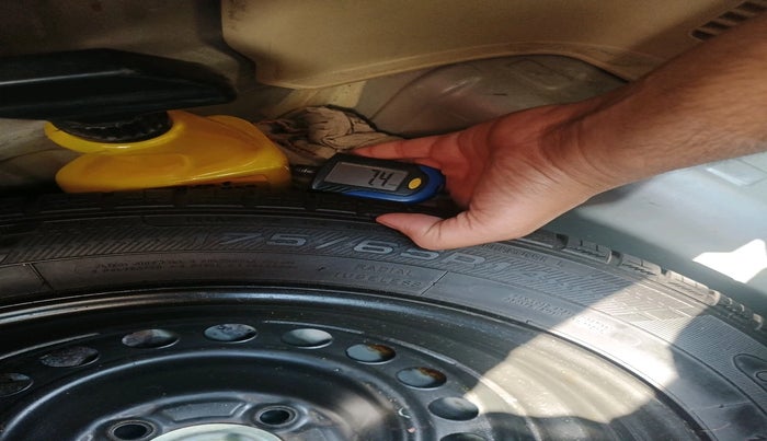 2012 Honda Brio S MT, Petrol, Manual, 54,002 km, tyre