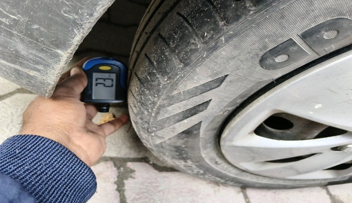 2012 Hyundai i10 MAGNA 1.2, CNG, Manual, 46,756 km, tyre