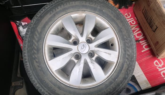 2012 Hyundai i20 SPORTZ 1.2, Petrol, Manual, 95,990 km, tyre