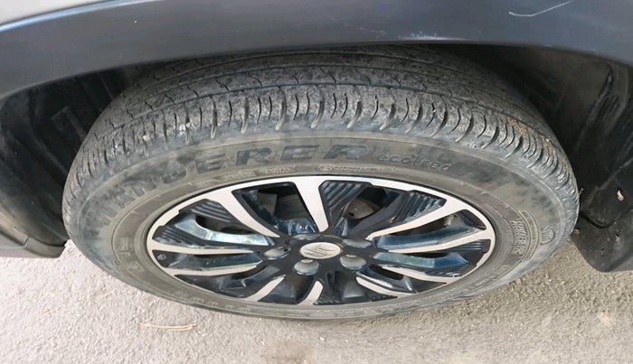 2021 Maruti Vitara Brezza VXI, Petrol, Manual, 26,099 km, tyre