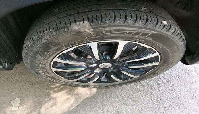 2021 Maruti Vitara Brezza VXI, Petrol, Manual, 26,099 km, tyre