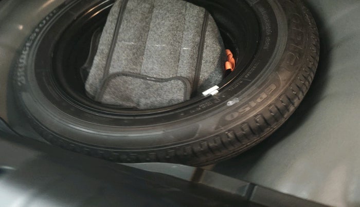 2022 Hyundai NEW I20 ASTA (O) 1.2 AT, Petrol, Automatic, 23,090 km, tyre