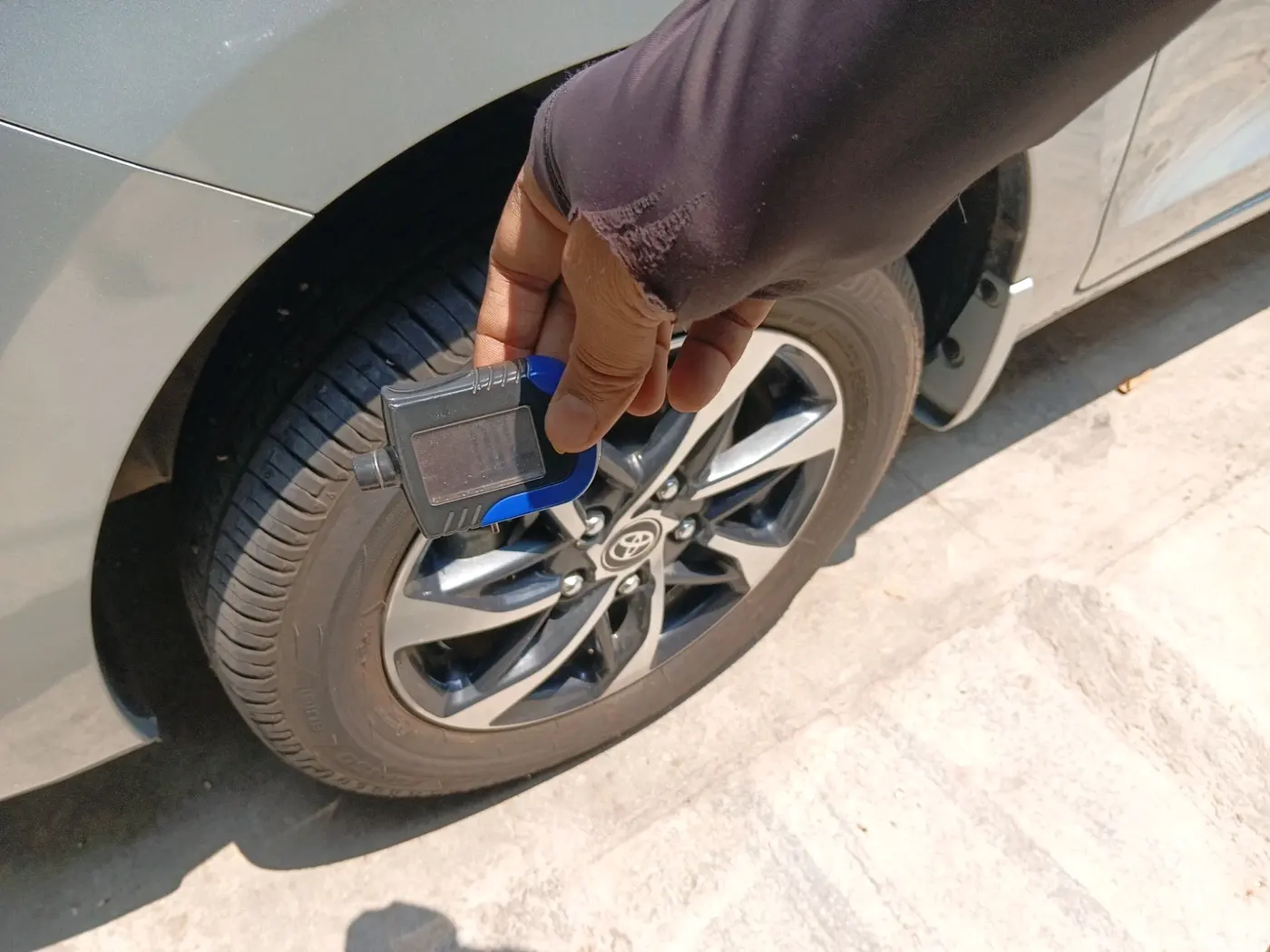 2024 Toyota RUMION V AT , Petrol, Automatic, 7,771 km, tyre