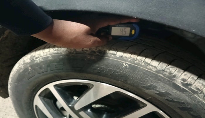 2023 Mahindra XUV300 W6 1.5 Diesel, Diesel, Manual, 38,308 km, tyre