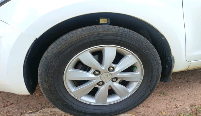 2012 Hyundai i20 SPORTZ 1.2, Petrol, Manual, 91,266 km, tyre