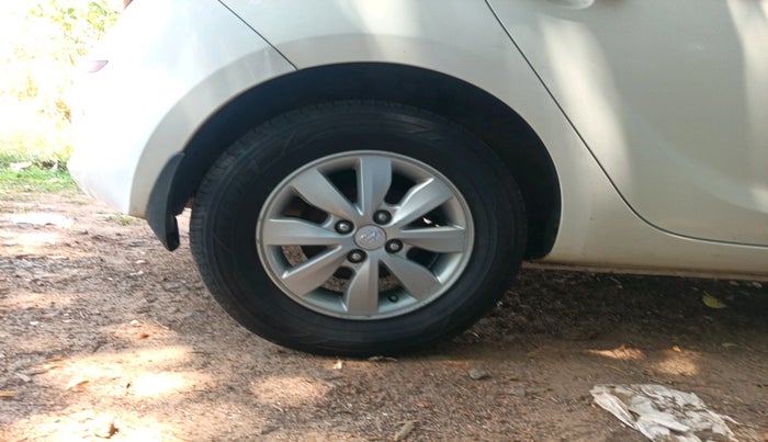 2012 Hyundai i20 SPORTZ 1.2, Petrol, Manual, 91,266 km, tyre