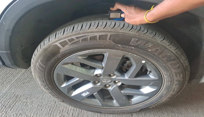 2023 Tata Safari XT PLUS, Diesel, Manual, 77,063 km, tyre