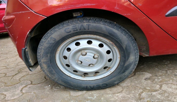 2012 Hyundai i10 ERA 1.1, Petrol, Manual, 27,705 km, tyre