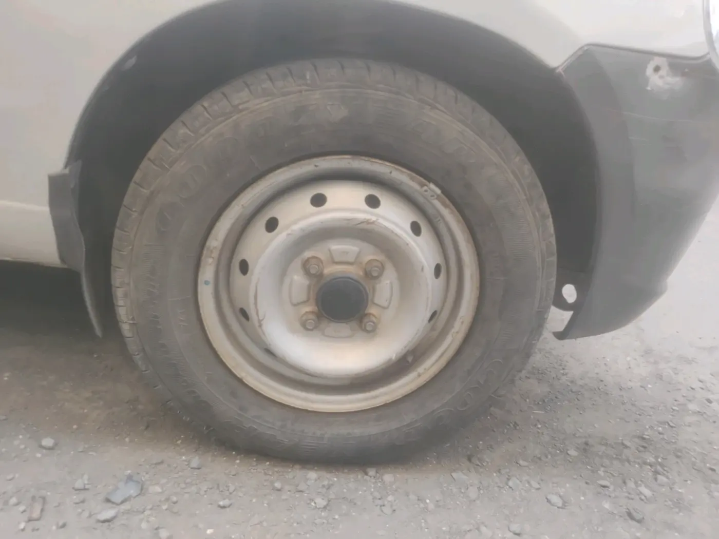 2011 Maruti Alto LXI CNG, CNG, Manual, 55,414 km, tyre