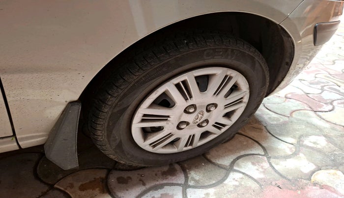 2013 Hyundai Santro Xing GLS, Petrol, Manual, 31,249 km, tyre