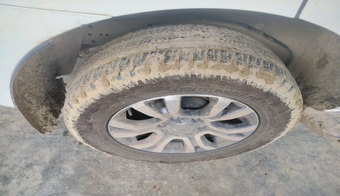 2019 Ford Endeavour TITANIUM PLUS 2.2 4X2 AT SUNROOF, Diesel, Automatic, 1,34,644 km, tyre