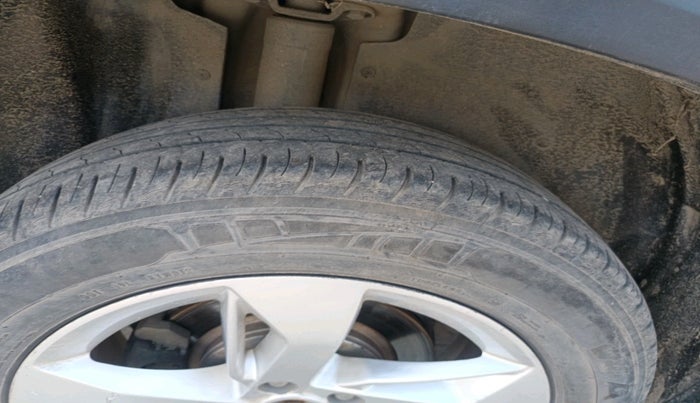 2022 MG HECTOR SHINE 2.0 DIESEL TURBO MT, Diesel, Manual, 81,426 km, tyre