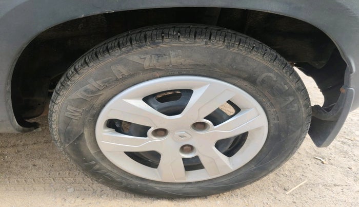 2018 Renault Kwid RXL, Petrol, Manual, 33,071 km, tyre