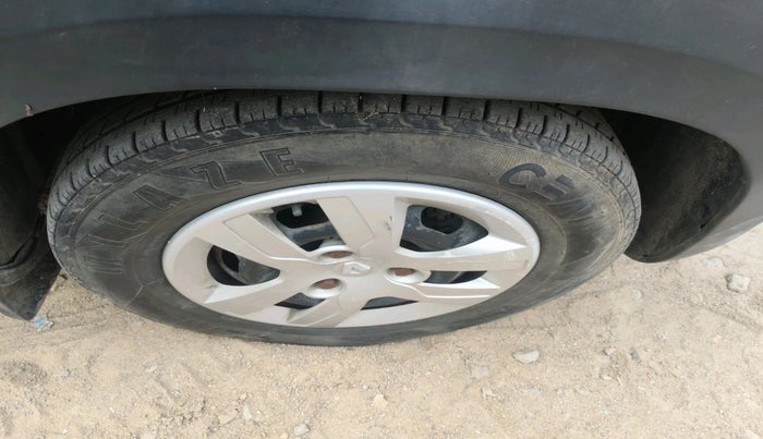 2018 Renault Kwid RXL, Petrol, Manual, 33,071 km, tyre