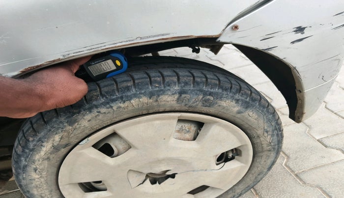 2011 Maruti Alto K10 LXI, Petrol, Manual, 1,70,750 km, tyre