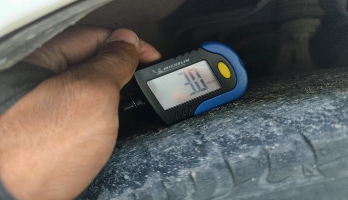 2010 Honda Accord 2.4L I-VTEC AT, Petrol, Automatic, 91,748 km, tyre