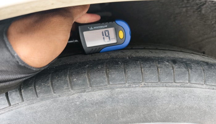 2010 Honda Accord 2.4L I-VTEC AT, Petrol, Automatic, 91,748 km, tyre